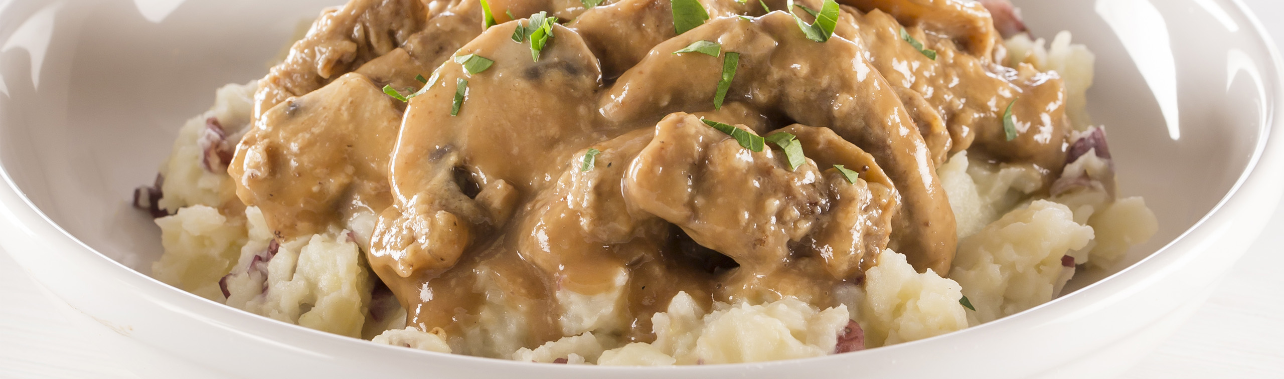 Featured image of post Recipe of Beef Stroganoff Served With Mashed Potatoes