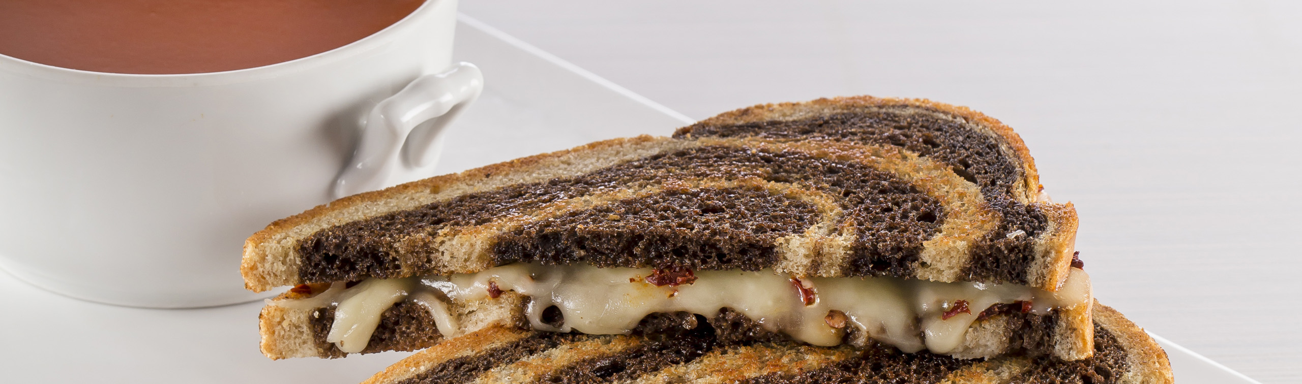 Spicy Grilled Cheese Sandwich with Tomato Soup - Love of Food