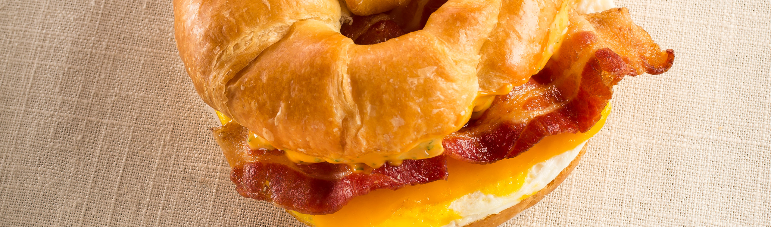 Sriracha Breakfast Sandwich - Love of Food