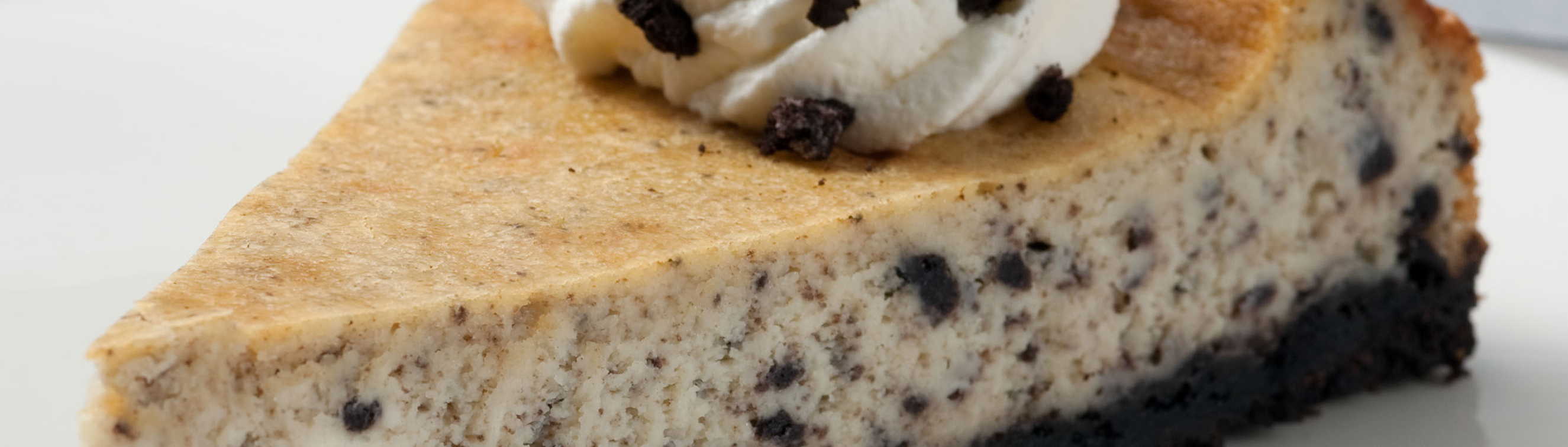 Cookies & Cream Cheesecake - Love of Food