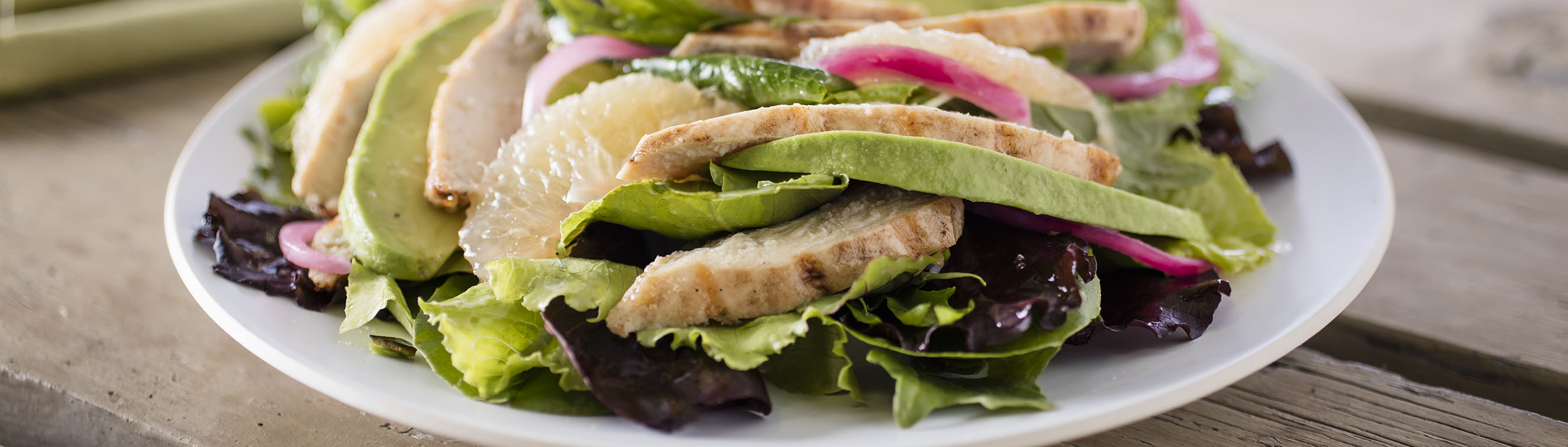 Chicken with Avocado and Grapefruit Salad - Love of Food