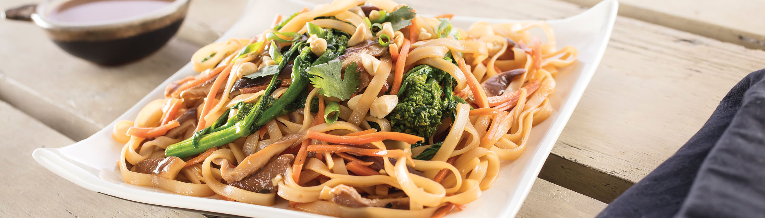 Noodle and Vegetable Stir Fry - Love of Food